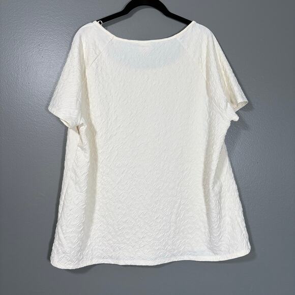 Jaclyn Smith White Textured Leopard Print Top - Size 1X - Women's Plus Size - Picture 6 of 6